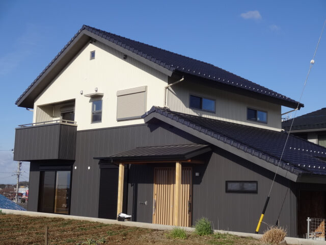 高天井の開放感を楽しむ、心地よい住まい